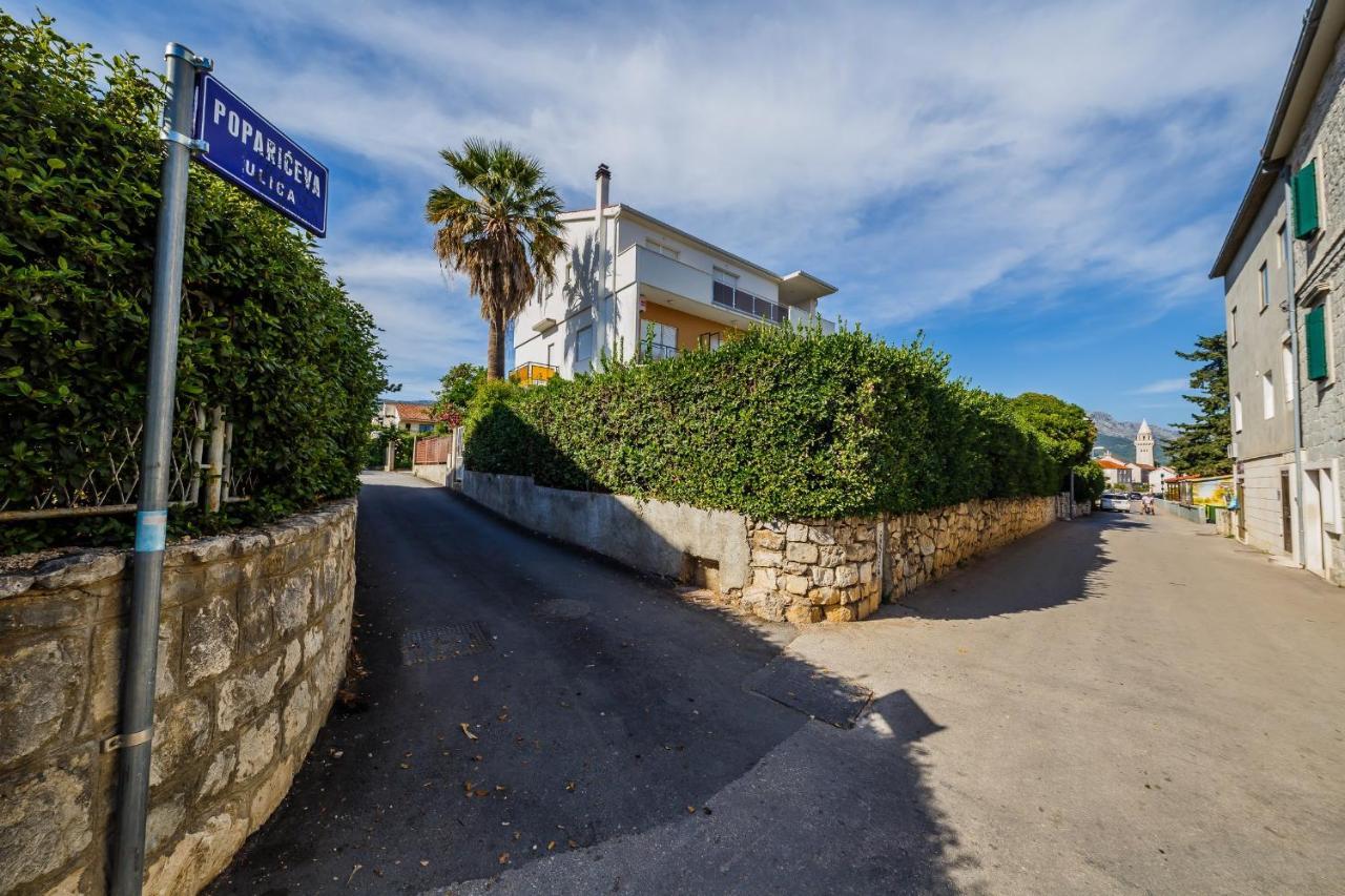 Guesthouse Kastela Exterior photo