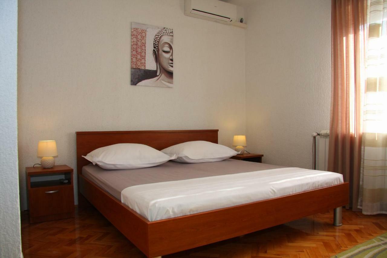 Guesthouse Kastela Exterior photo